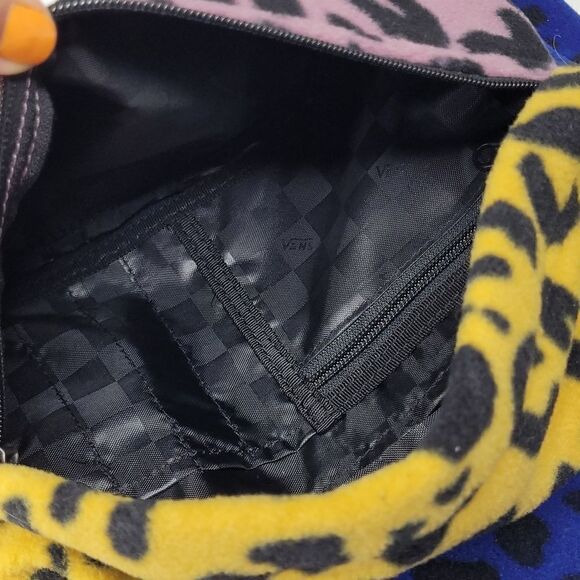NEW VANS PLUSH LEOPARD FURRY BLACK BLUE RED GOLD Deana BACKPACK TRAVEL BAG NWT - Picture 13 of 16